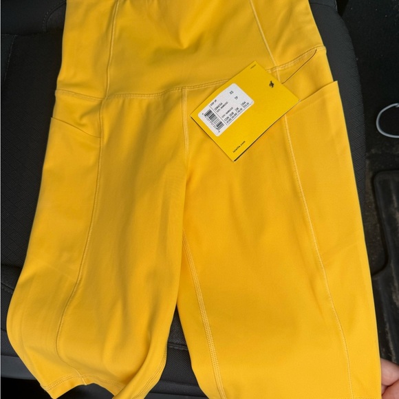 Lole Step Up women's tight shorts in Marigold Colour - Size XS - Picture 7 of 11